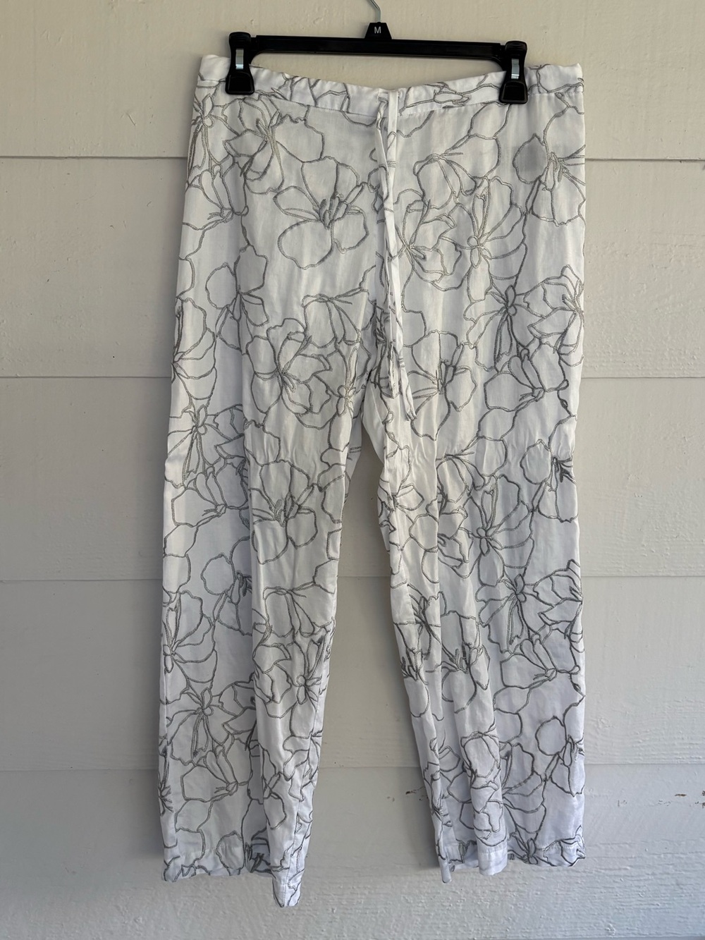 Natori White Gray Floral Embroidered Cotton Pull On Pants Size Small Cottagecore